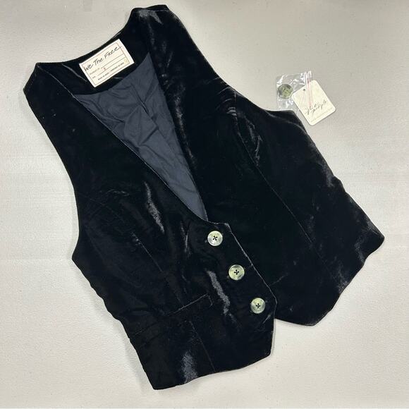 We The Free People Black Velvet Vest Button Closure Back Strap Size Small NWT